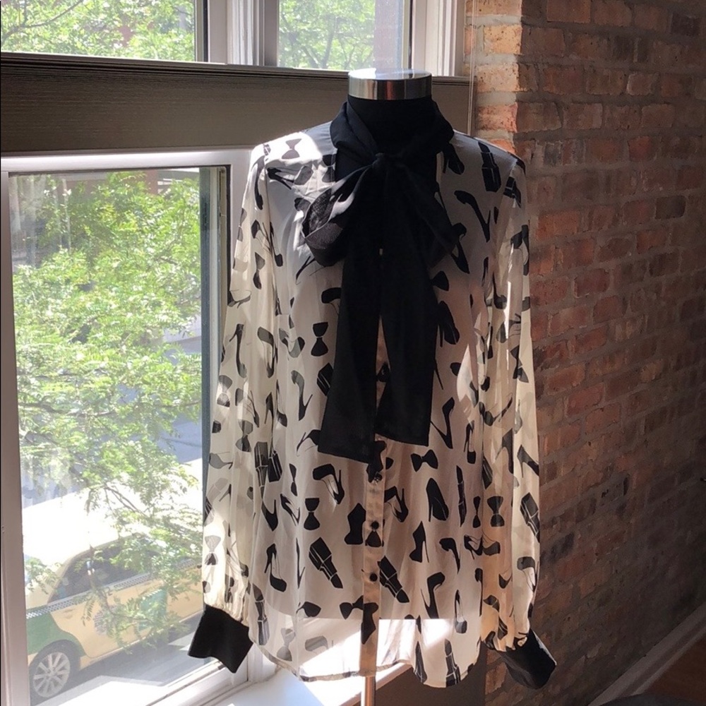 NWT KARDASHIAN KOLLECTION  SZ L sheer blouse